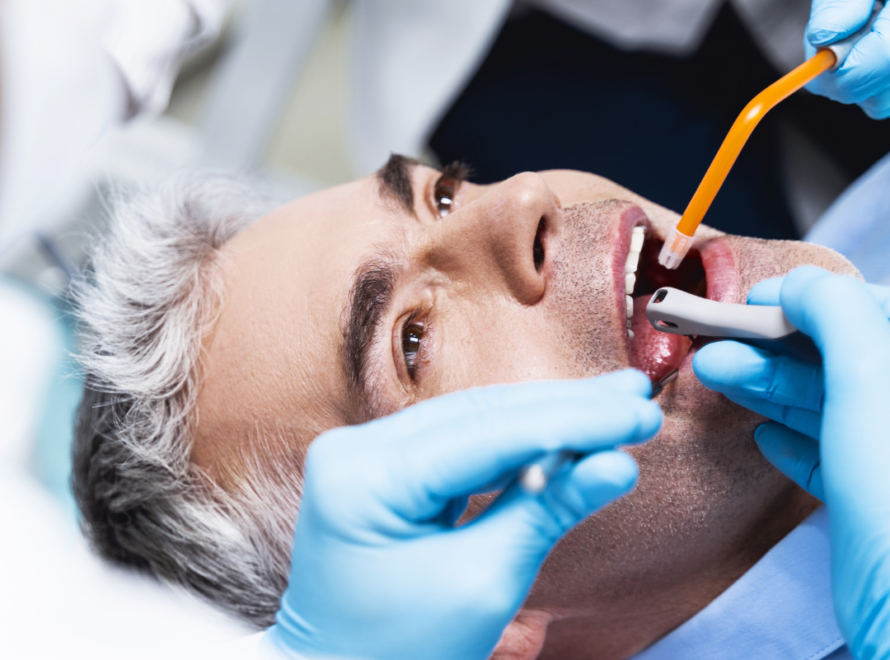 Key tooth pain and root canal signs to watch for in 2025.