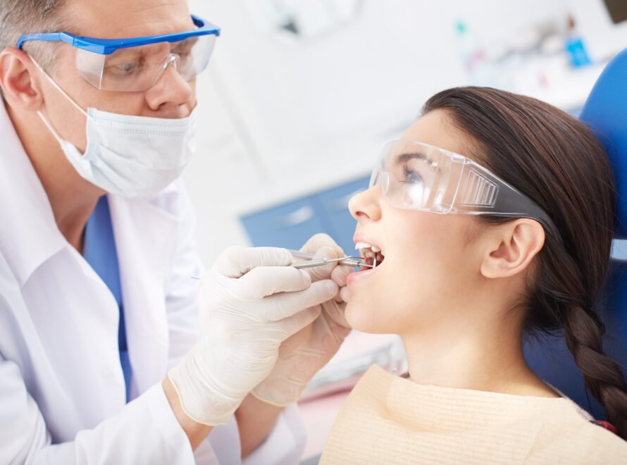 Simple tips for maintaining healthy teeth through preventive dentistry.