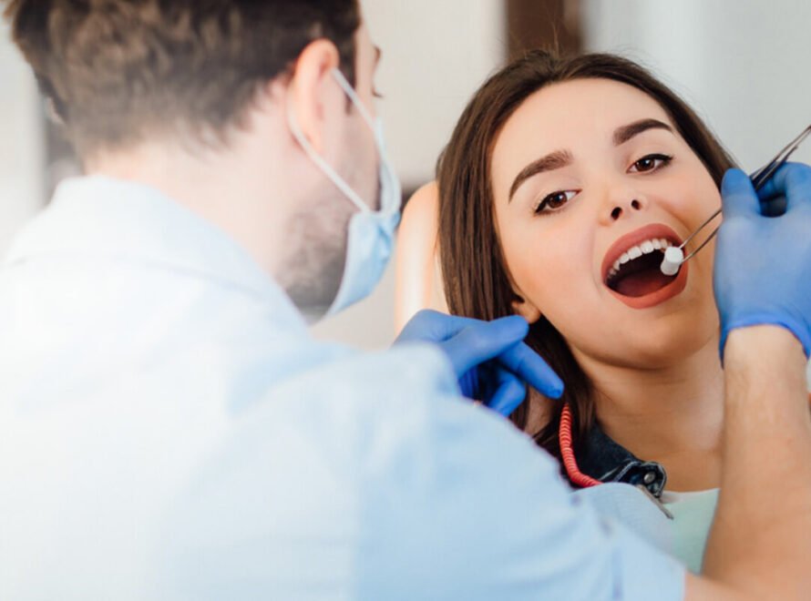 Root canal vs. extraction: Pros and cons for better dental decisions.
